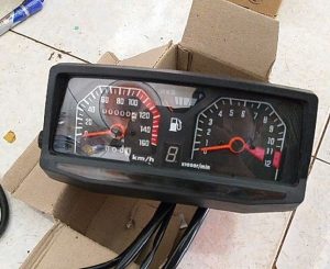 Đồng hồ xe ba bánh là gì và cấu tạo và cách sử dụng