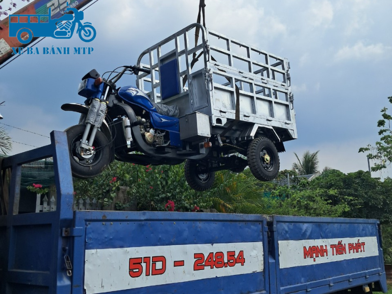 Xe ba gác máy được bàn giao đến tận tay khách hàng