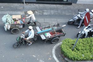 Xe ba gác tự chế có được phép lưu thông trên đường hay không?